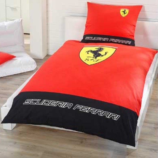Ferrari Shield Duvet Cover Set